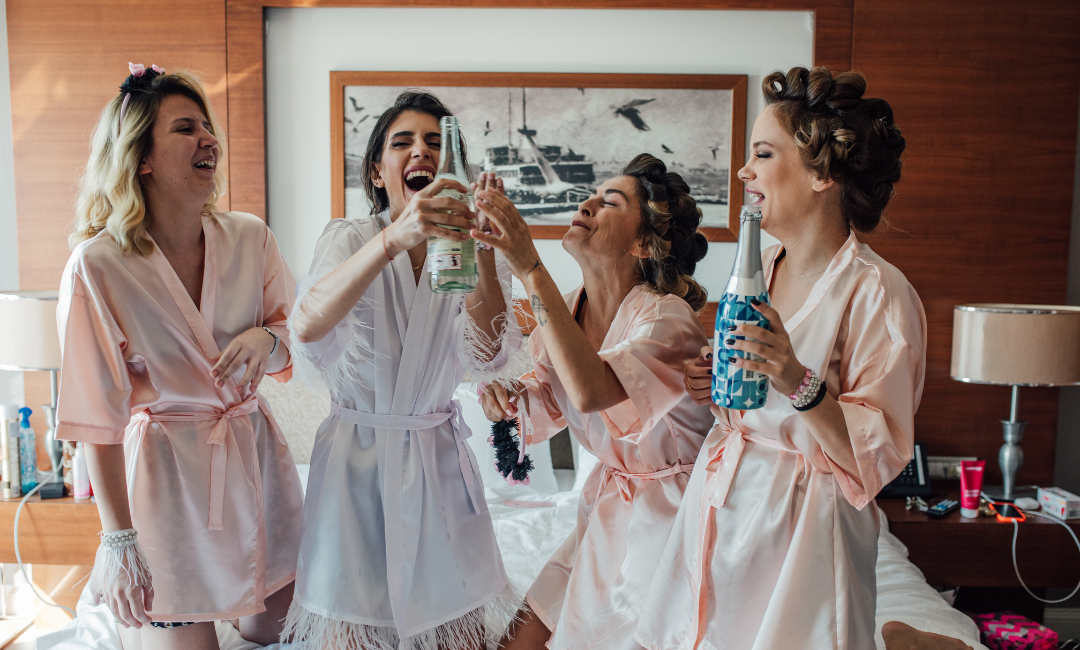7 Best Bridesmaid’s Gifts for 2023