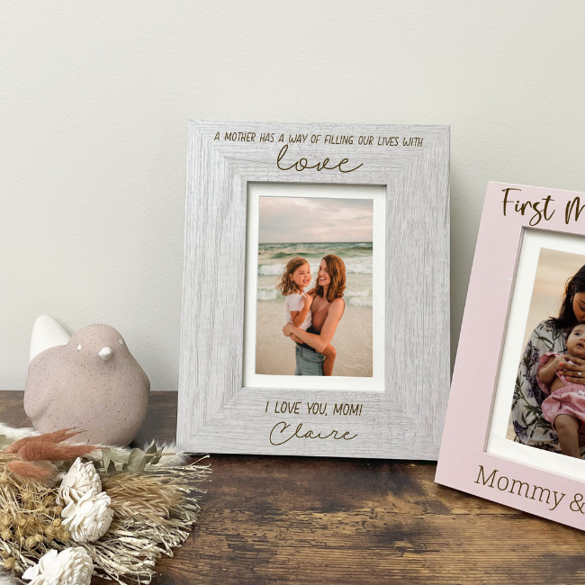 6 Personalized Mother’s Day Picture Frames